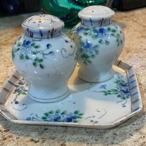 Nippon Hand-Painted Floral Ceramic Salt & Pepper Shakers with Tray